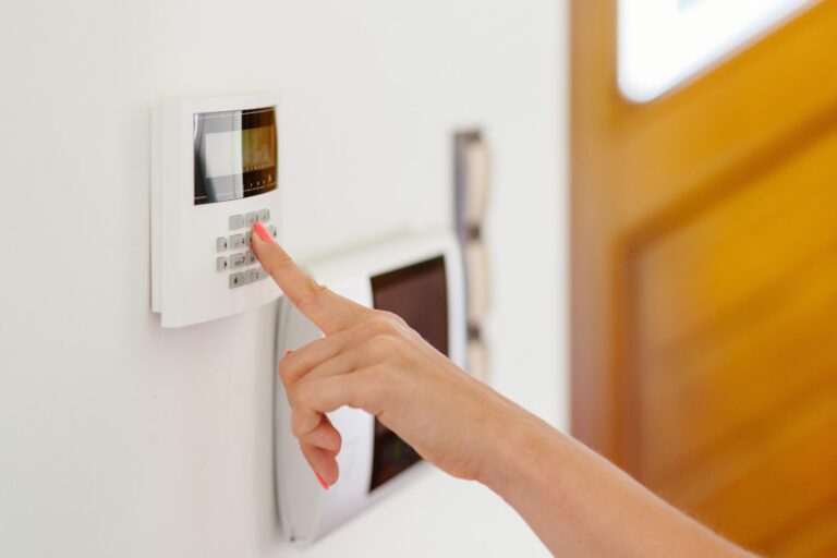 SSAIB approved intruder alarms